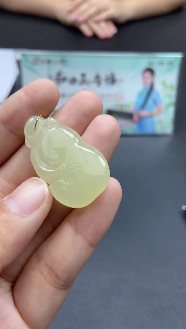 颈饰未镶嵌和田玉天然和田玉22