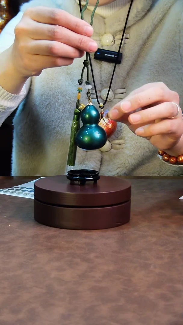 【闪购商品】91直播一物一图大漆酒葫芦送底座送挂绳