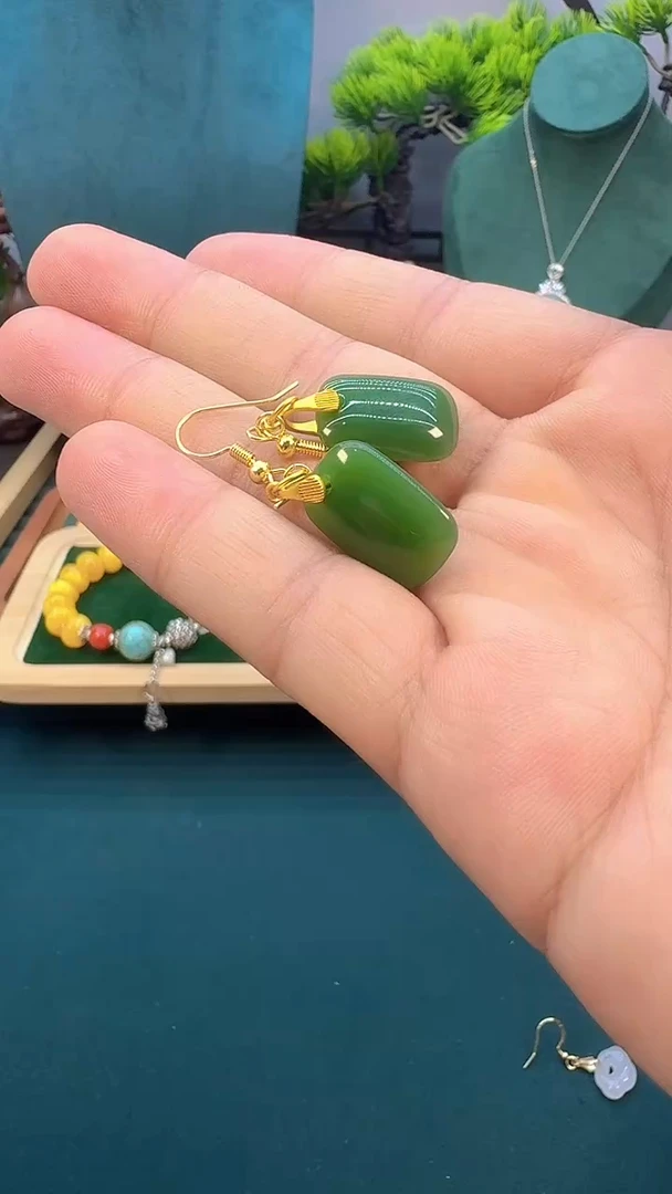 和田玉14K金镶嵌耳饰E111