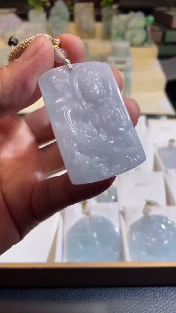 翡翠未镶嵌颈饰7/11/204