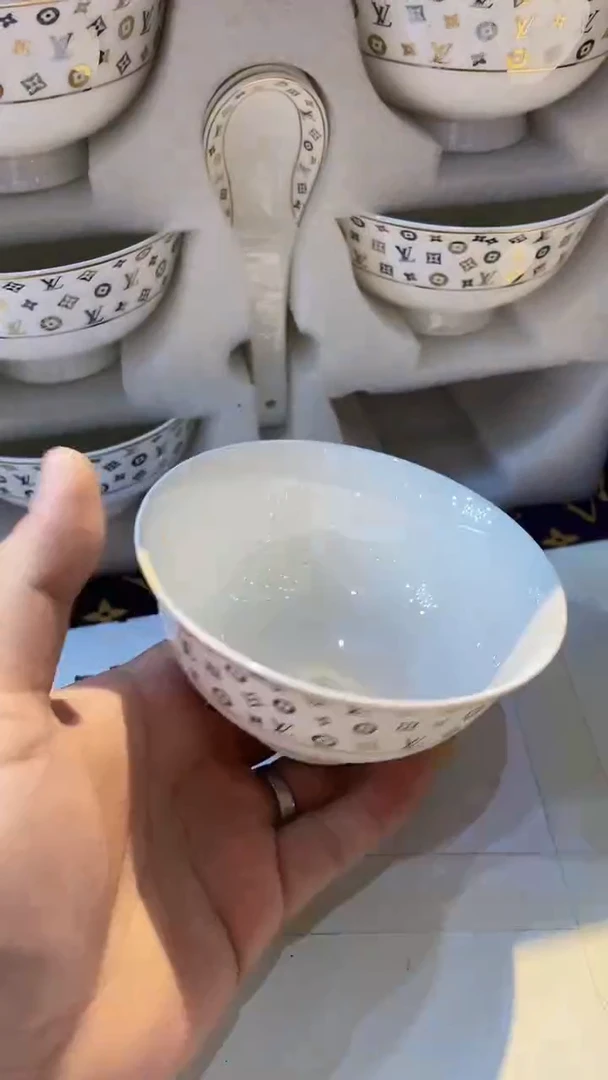 杯鸿辉家品牌瓷器，京东包邮！