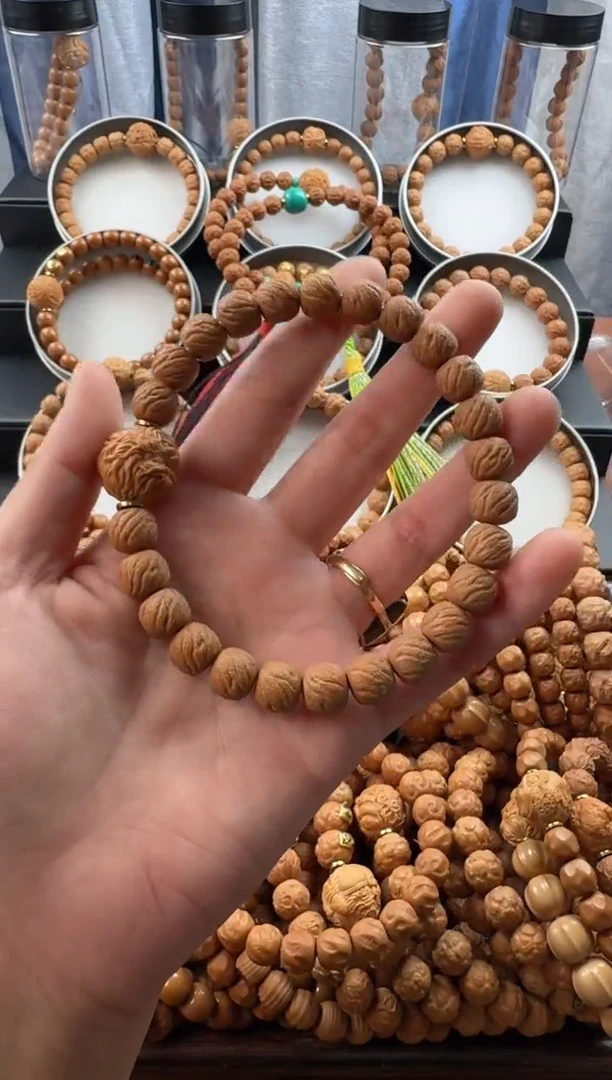 手串猴头核桃苍龙送单颗雕刻瑕疵