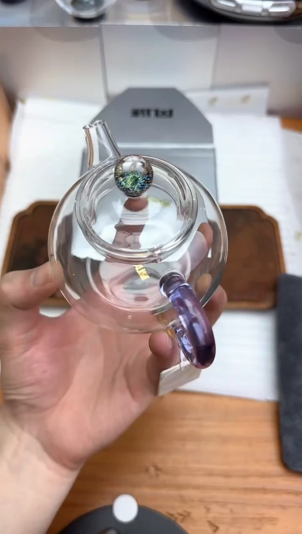 风谜金标璀璨樽悦壶浅紫