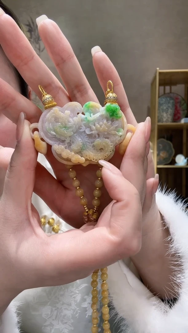 【闪购商品】翡翠颈饰未镶嵌吊坠