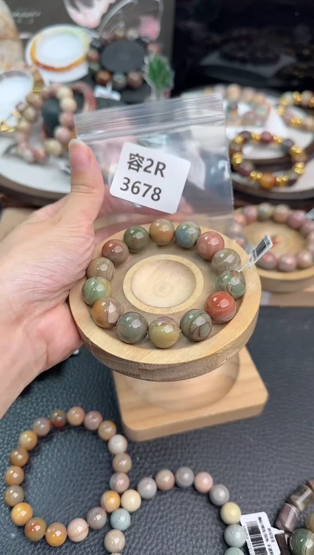 未镶嵌手链石英质玉A****?2R3678