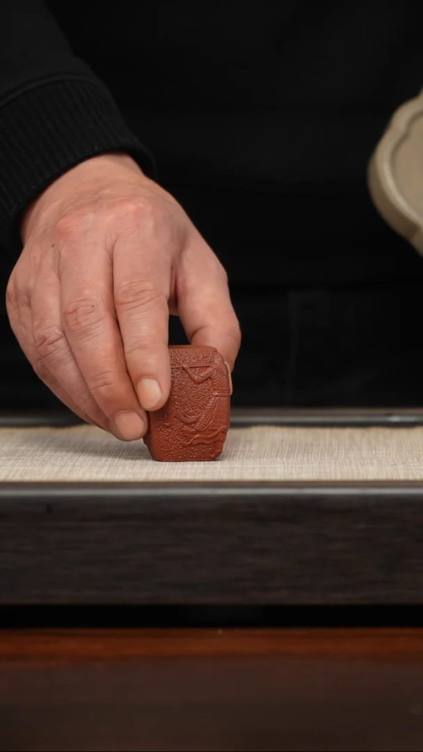 【闪购商品】紫砂茶壶悟空方盖置