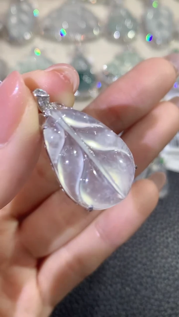 吊坠(不含链)18K金镶嵌翡翠C31翡翠