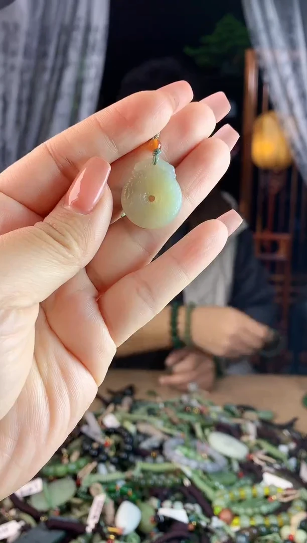 【闪购商品】和田玉挂件未镶嵌多样性发货拍一发一