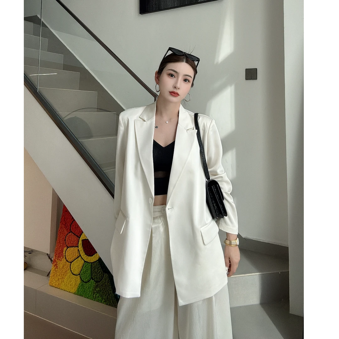 高级感亮面象牙白西装外套女2025夏季新款宽松气质百搭设计感小众