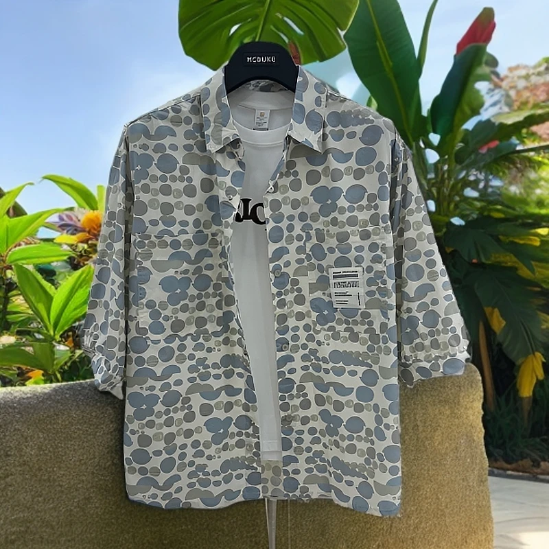 男士印花衬衫宽松休闲短袖夏季沙滩风时尚衬衣外套潮流韩版满印