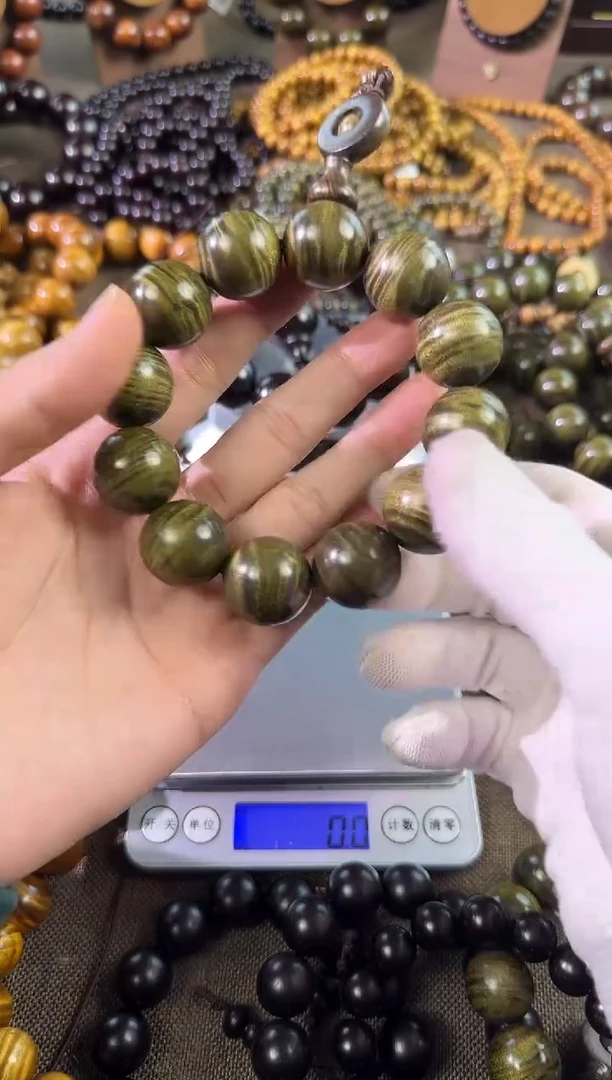 手串/手链楠木（金丝楠）阴沉闪电龙胆纹