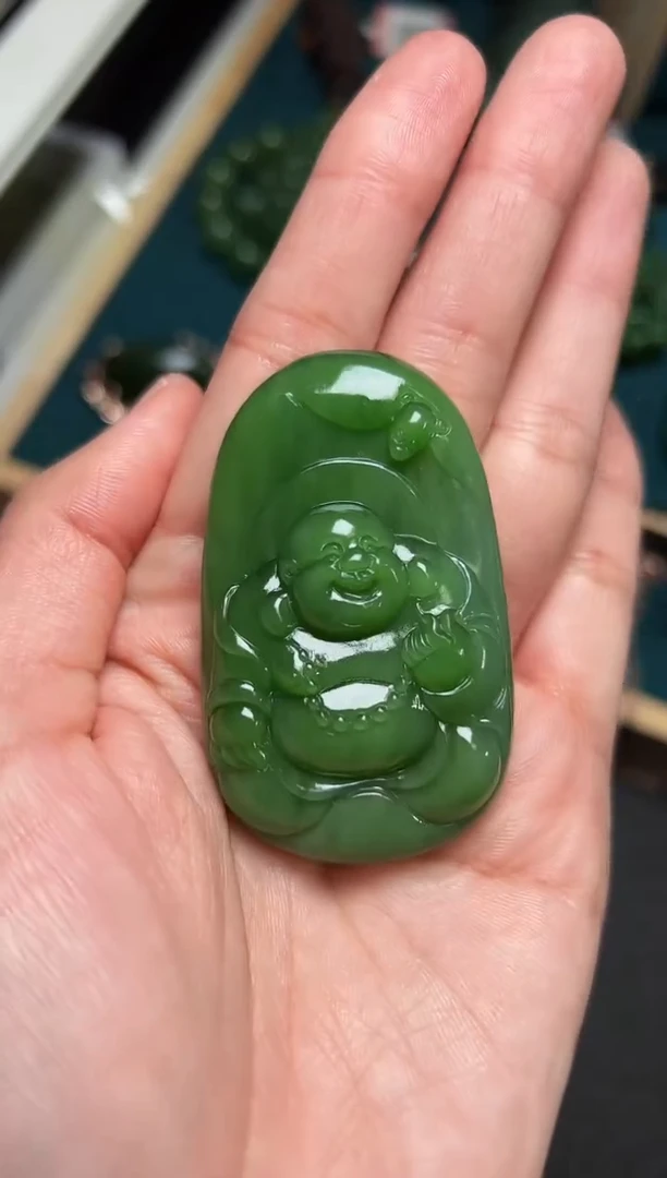 【闪购商品】和田玉（碧玉）颈饰未镶嵌碧玉35×57×15左右