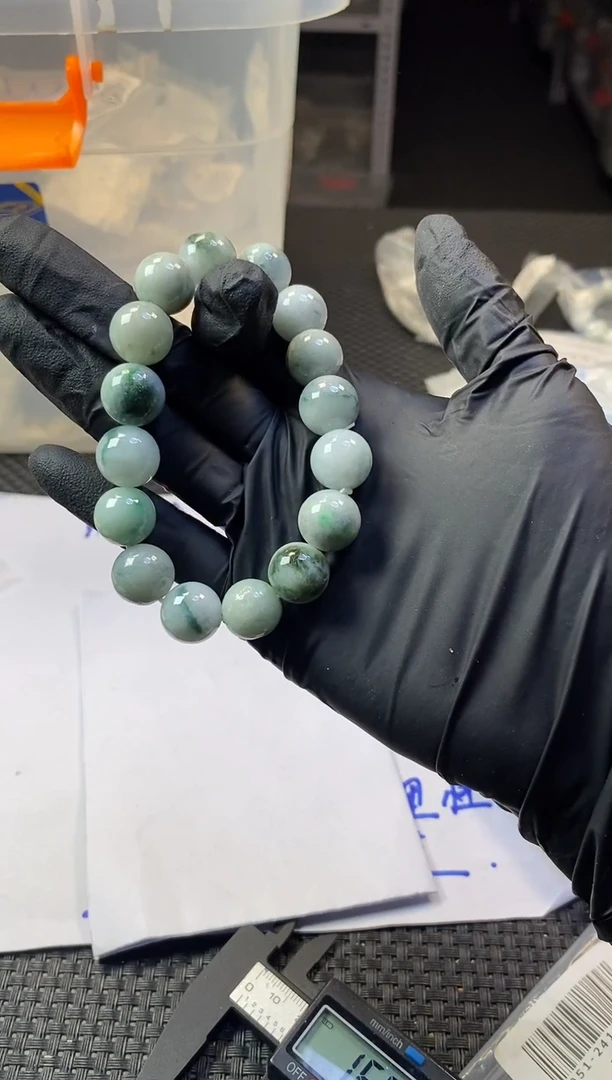 未镶嵌定制翡翠天然缅甸A货翡翠，拍一发一