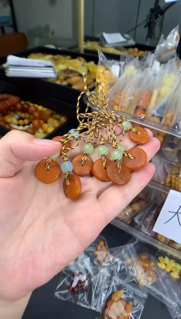 琥珀未镶嵌珠宝奇石多样性发一件