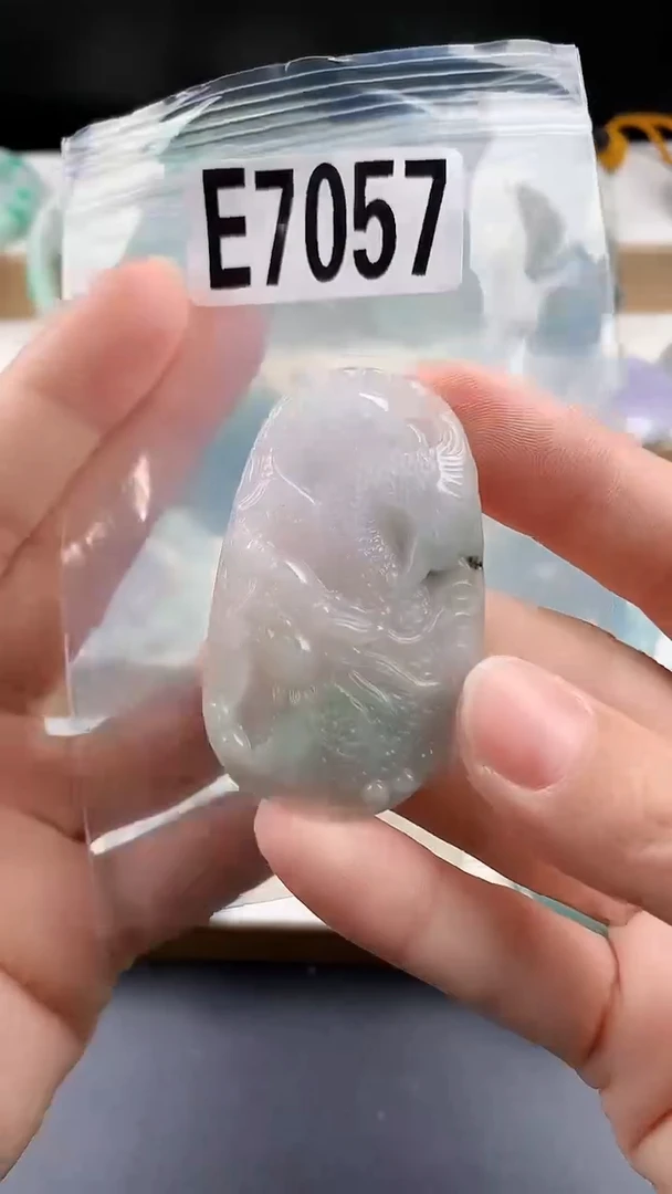 颈饰未镶嵌翡翠颈饰未镶嵌缅甸天然翡翠吊坠