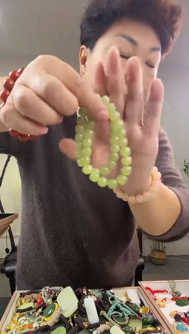 颈饰未镶嵌和田玉多样性拍一发一  0235