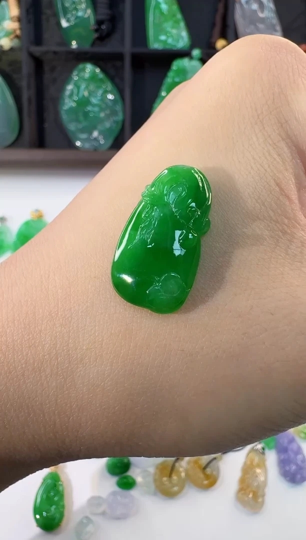 颈饰未镶嵌翡翠缅甸A货翡翠