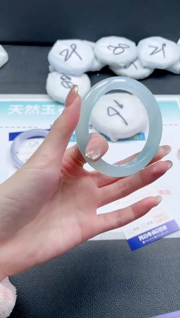 【闪购商品】石英质玉手镯未镶嵌 11J177-60