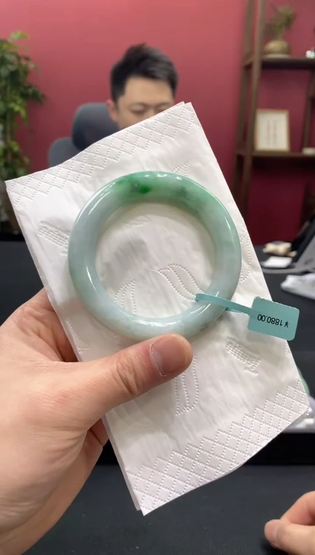 【闪购商品】翡翠手镯未镶嵌00003211