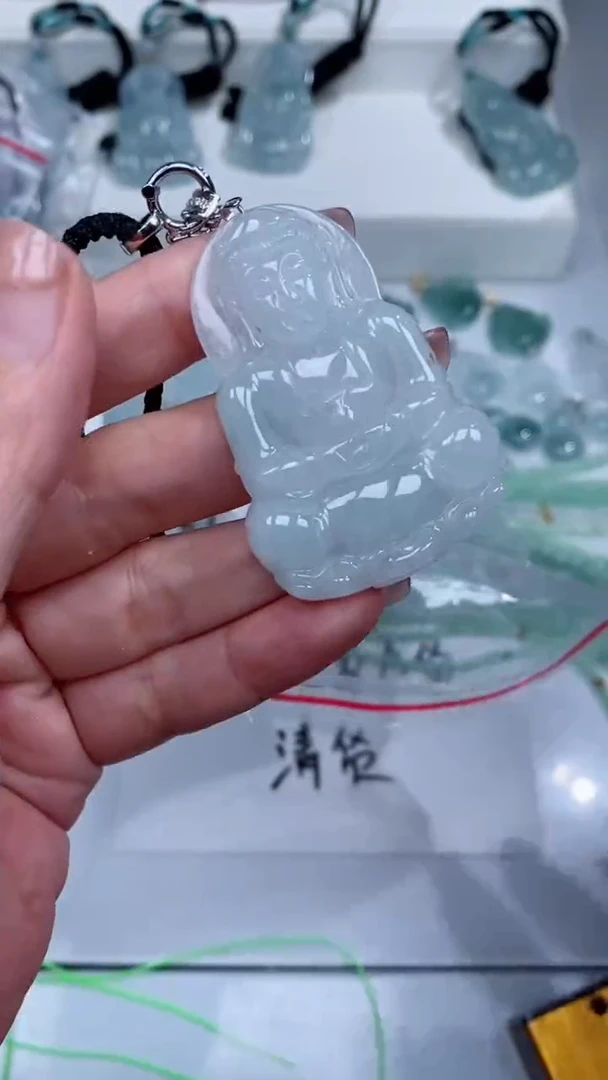 颈饰银S925镶嵌翡翠吊坠