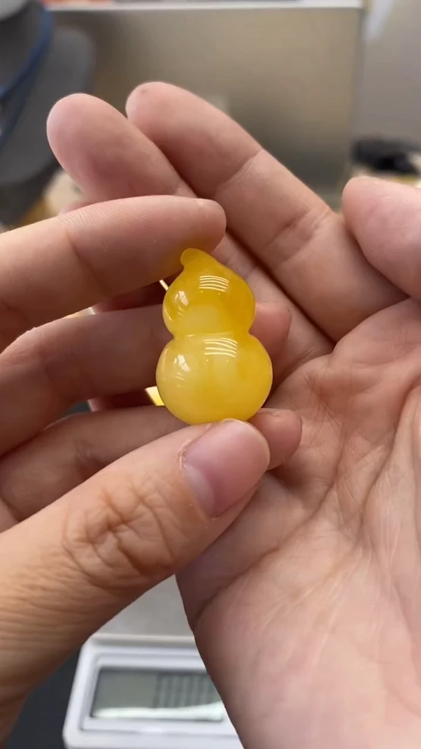 琥珀未镶嵌珠宝奇石1985