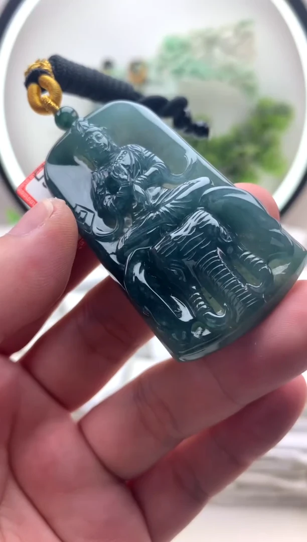 颈饰未镶嵌翡翠普贤