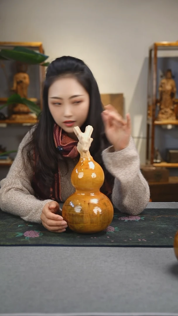 【闪购商品】金丝楠老料葫芦摆件一只