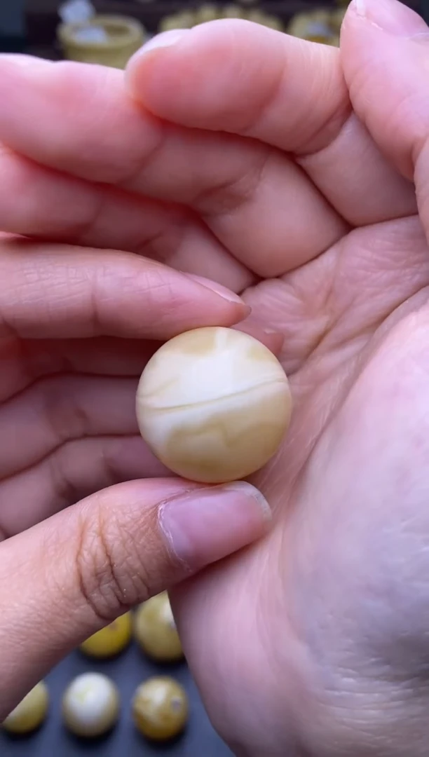 【闪购商品】琥珀裸石未镶嵌大小姐珠宝严选67