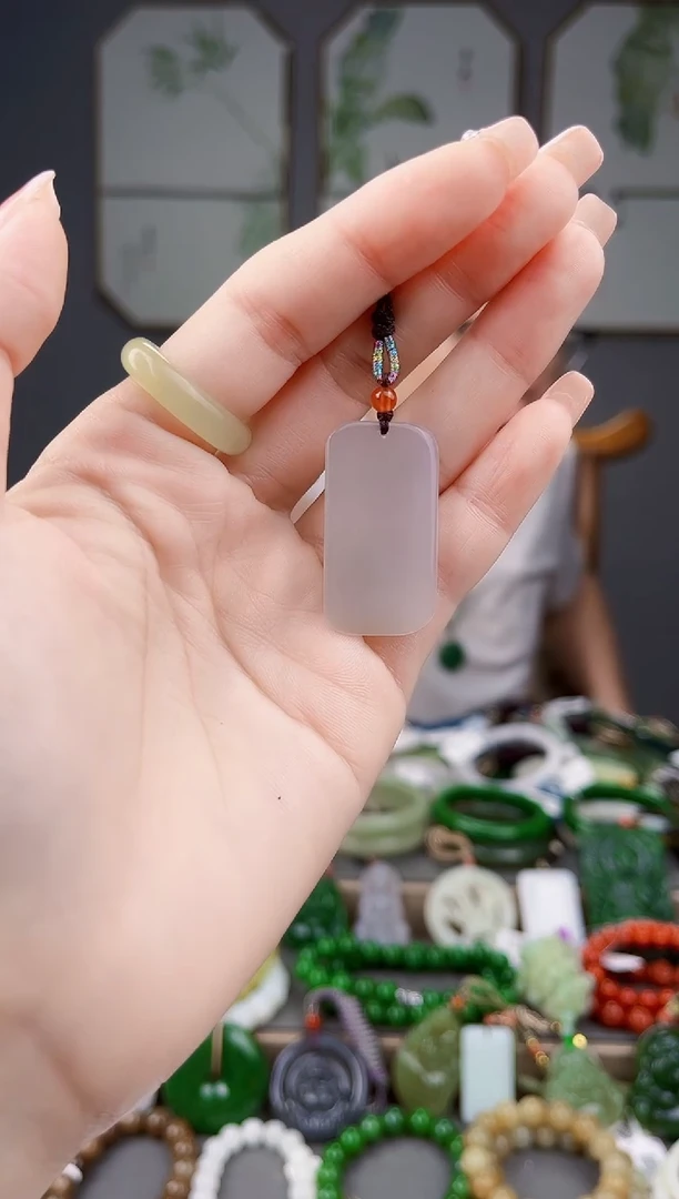 颈饰未镶嵌和田玉开***鱼多样性发货拍一单发一个