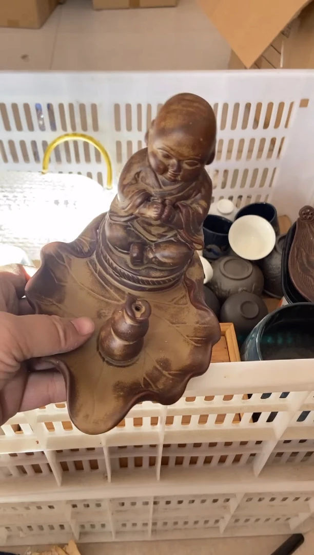 无运费险有瑕疵的摄影的产品有使用过的痕迹有点脏介意勿拍