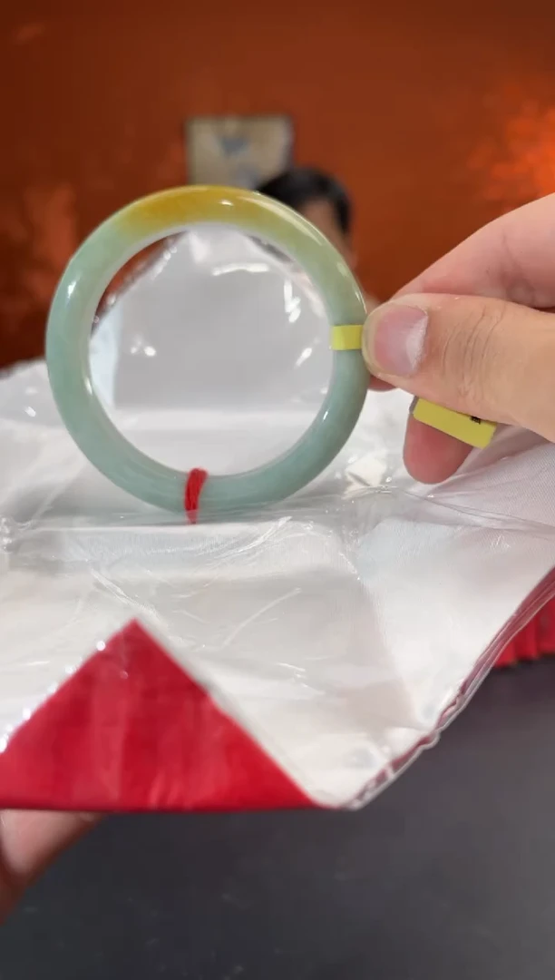 未镶嵌手镯翡翠3