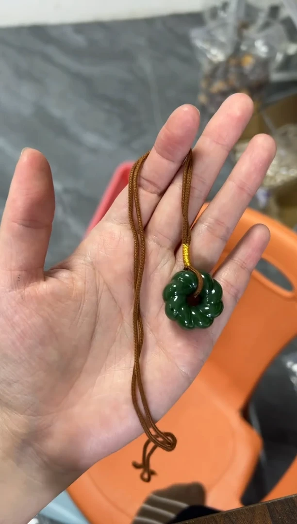 项链未镶嵌和田玉和田玉麻花吊坠[多样发其一]