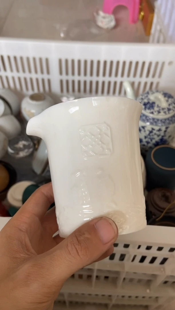 杯无运费险有瑕疵的摄影的产品有使用过的痕迹有点脏介意勿拍