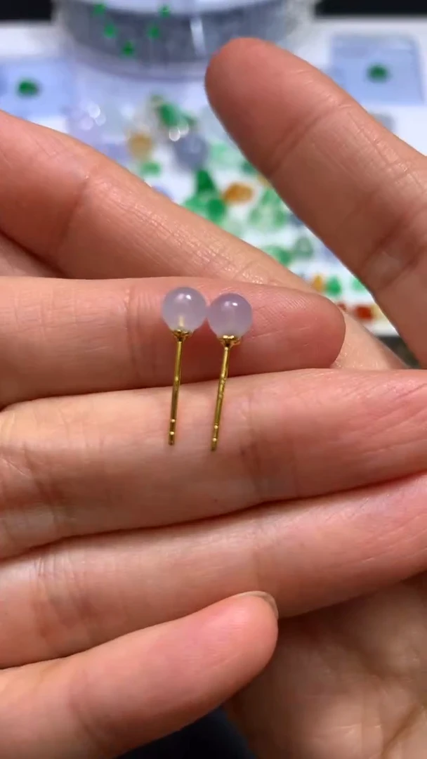 18K金镶嵌定制翡翠18K金镶嵌 定制翡翠