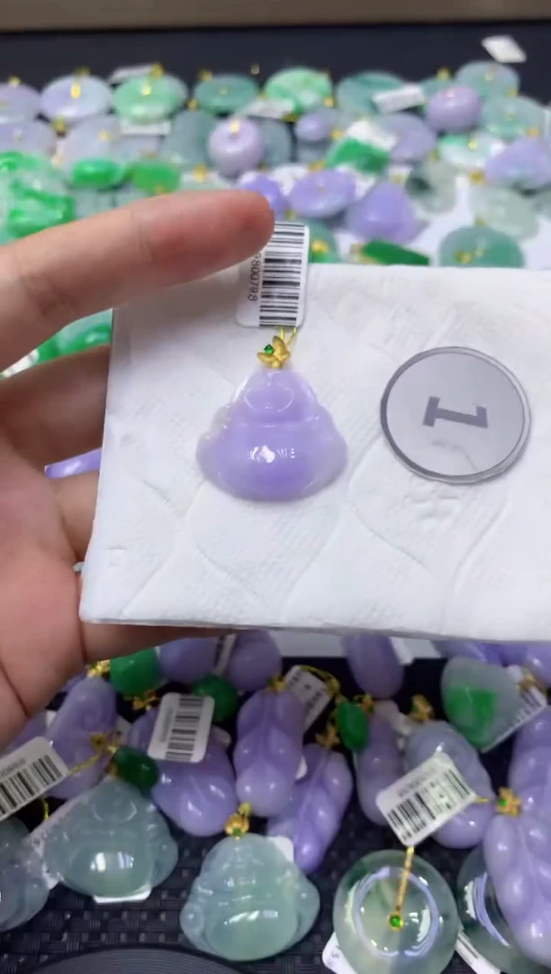 颈饰18K金镶嵌翡翠天然缅甸翡翠A货