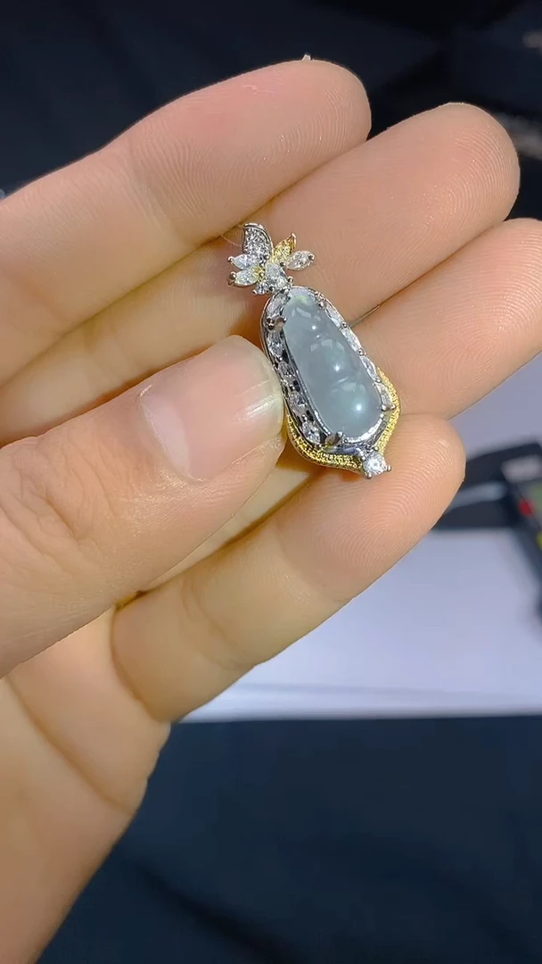 【闪购商品】翡翠颈饰未镶嵌天然A货玉石随机多样性发货