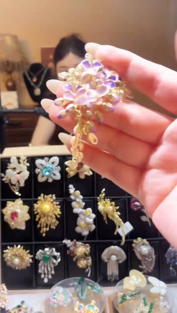 合成立方氧化锆铜合金紫藤花