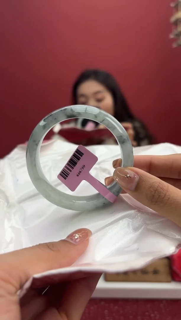 【闪购商品】翡翠手镯未镶嵌15手镯