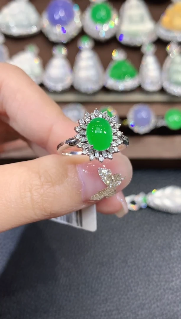 18K金镶嵌戒指翡翠C60