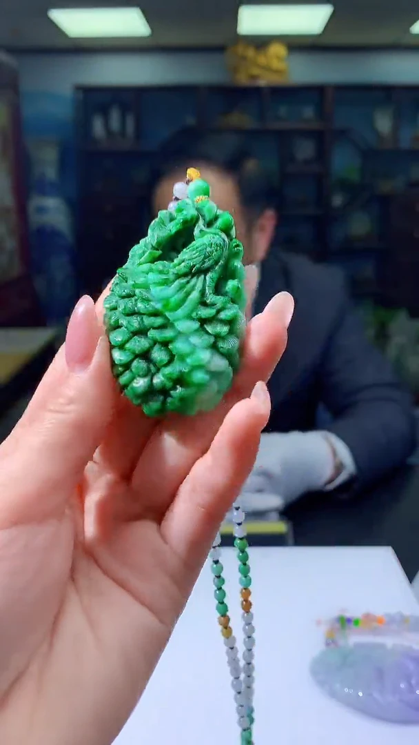 【闪购商品】定制翡翠未镶嵌8048jj-毛货挂件3配珠链