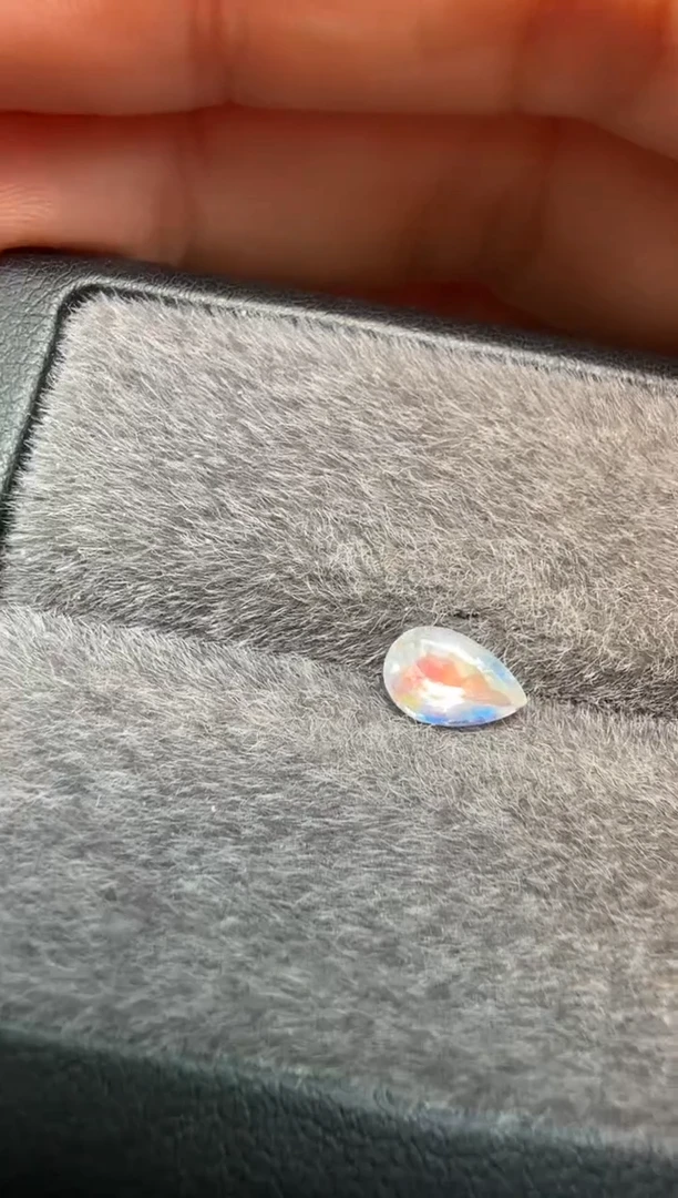 月光石裸石彩虹月光0.68CT-A181-1P