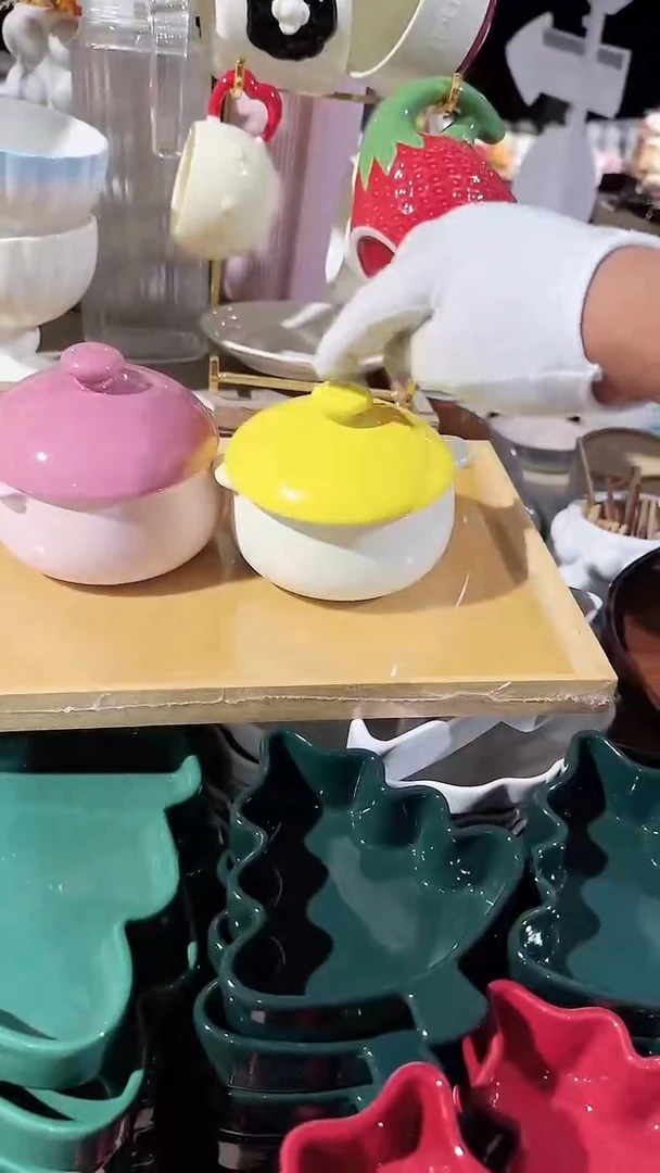 陶瓷2个胖胖炖盅不带木托盘微瑕 凑满20元包邮