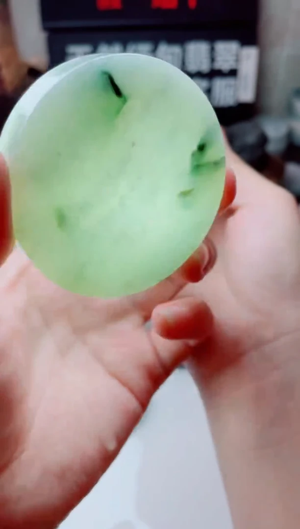 翡翠未镶嵌颈饰1115....