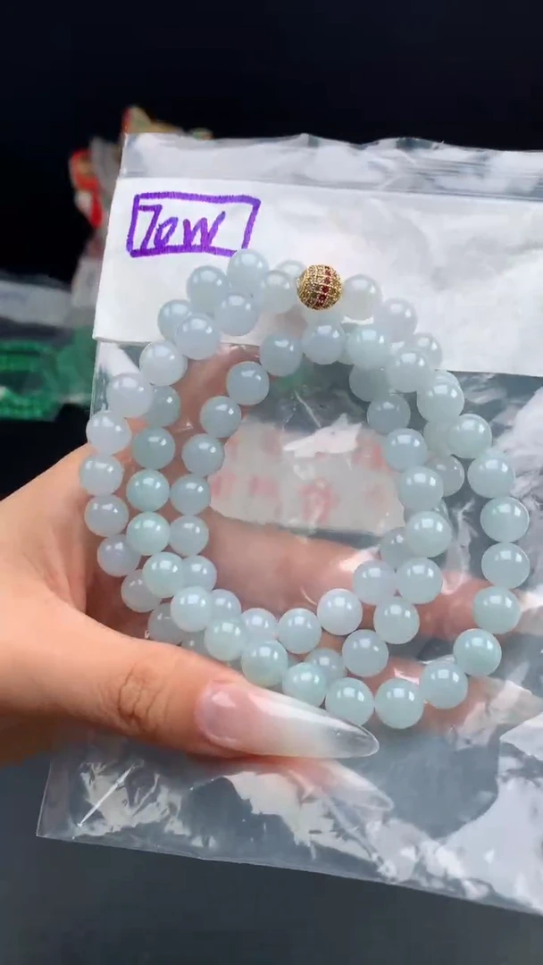 未镶嵌挂件翡翠28  卡8.7