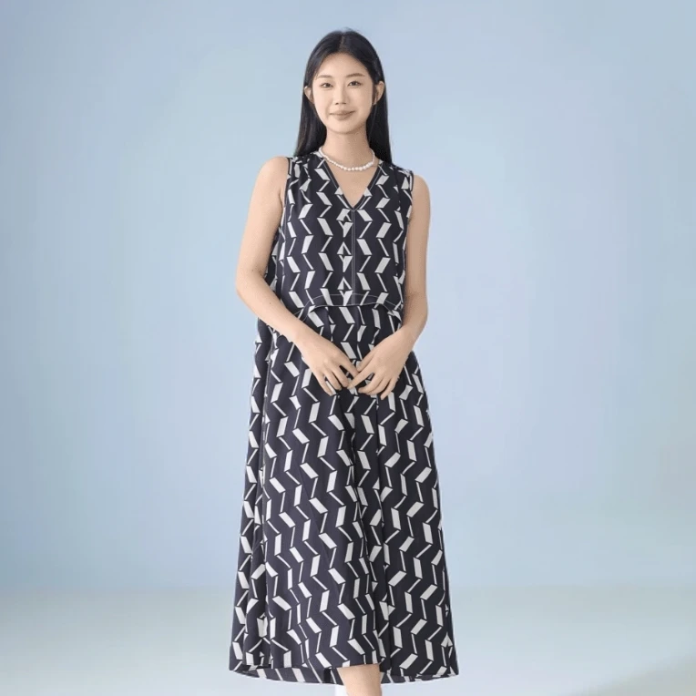 哥弟夏季法式复古精致棋盘格宽松长款无袖海边度假连衣裙1500513