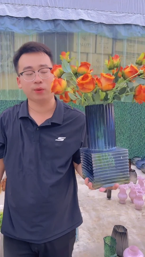 现代客厅摆件玻璃花瓶高级感