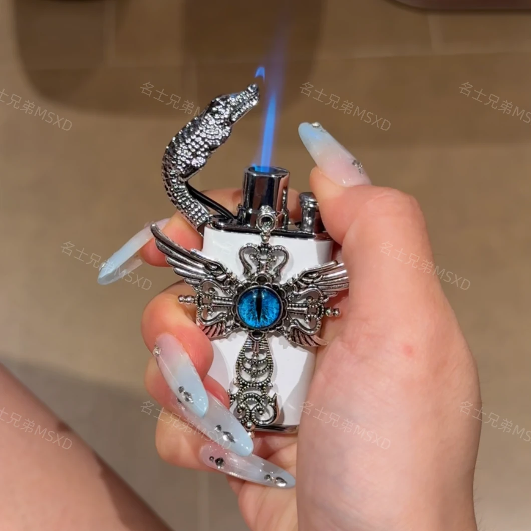 网红可爱卡通凯蒂手作精致轻奢蝴蝶高级打火机送女友闺蜜礼物