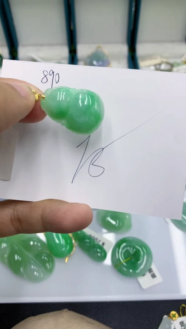 颈饰未镶嵌翡翠111111