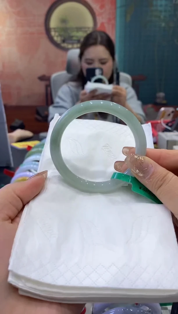 【闪购商品】翡翠手镯未镶嵌多人0011087