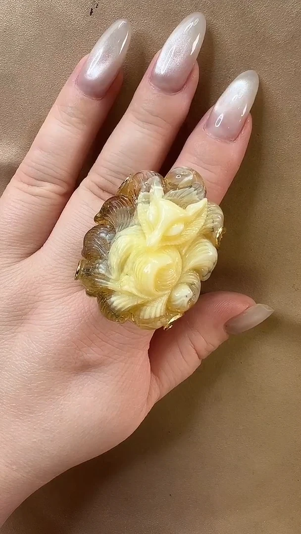 琥珀颈饰未镶嵌戒指